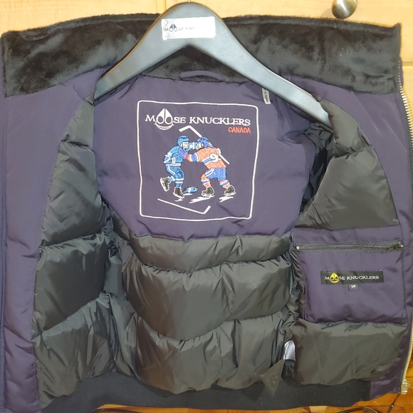 Moose knuckle Jacket For Youth Kids. Size 7-8 (S) - Picture 3 of 4